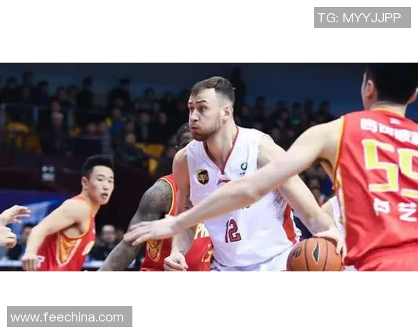 尼姆主场迎战圣埃蒂安期待精彩对决双方争夺关键积分的激烈战斗 尼姆主场迎战圣埃蒂安期待精彩对决双方争夺关键积分的激烈战斗